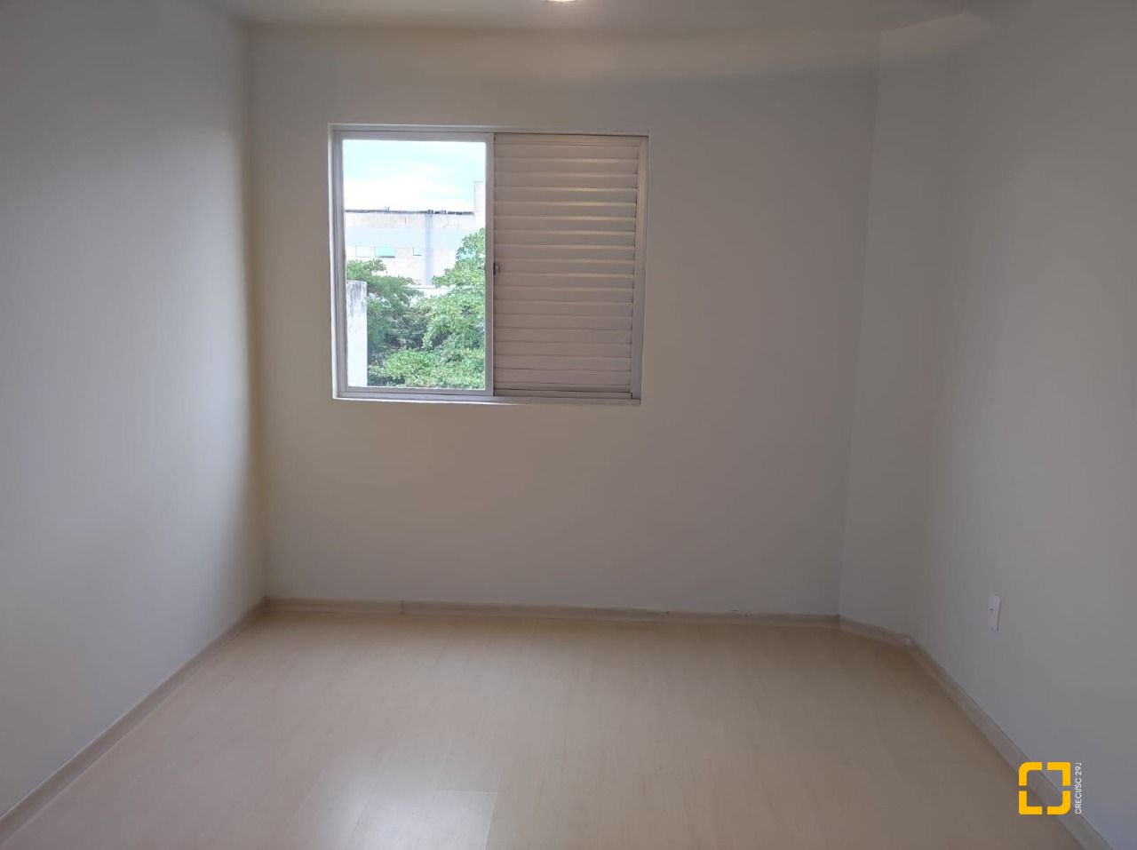 Cobertura com 144m², 4 quartos (sendo 1 suíte), 2 garagens, no bairro Estreito em Florianópolis