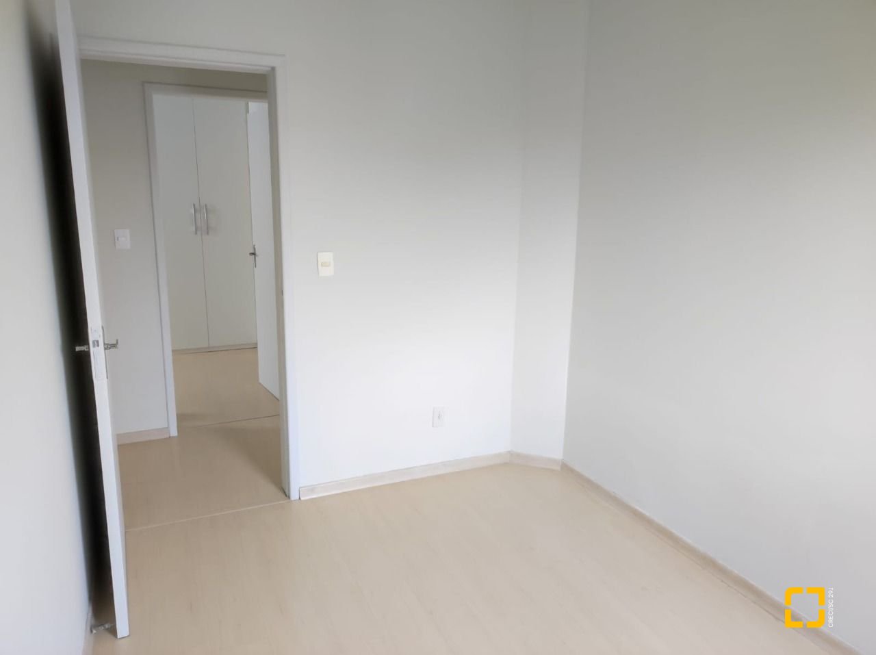 Cobertura com 144m², 4 quartos (sendo 1 suíte), 2 garagens, no bairro Estreito em Florianópolis