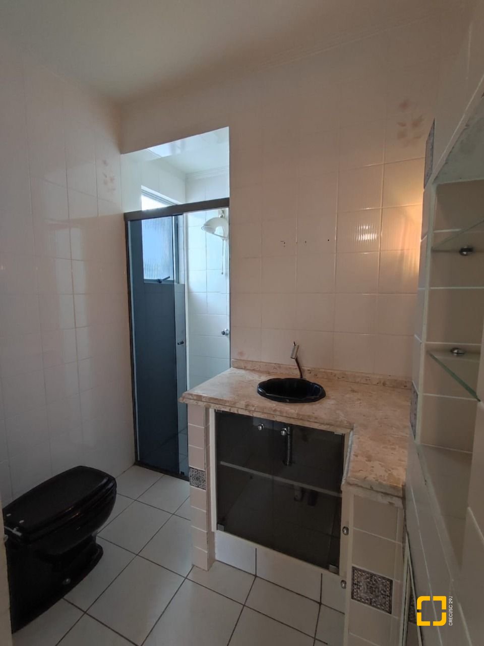 Cobertura com 144m², 4 quartos (sendo 1 suíte), 2 garagens, no bairro Estreito em Florianópolis