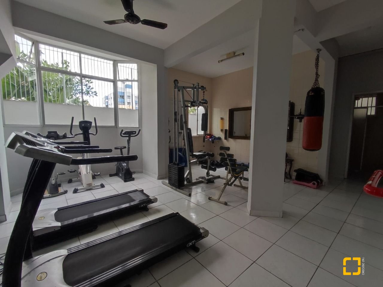 Cobertura com 144m², 4 quartos (sendo 1 suíte), 2 garagens, no bairro Estreito em Florianópolis