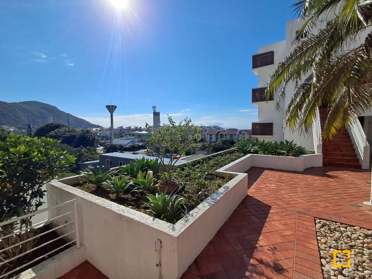 Apartamento com 108m², 3 quartos (sendo 1 suíte), 1 garagem, no bairro Praia Brava em Florianópolis