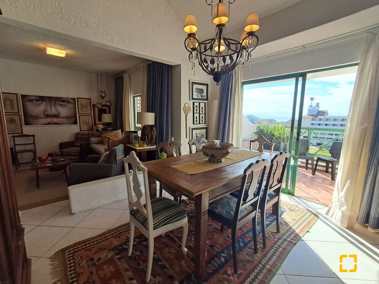 Apartamento com 108m², 3 quartos (sendo 1 suíte), 1 garagem, no bairro Praia Brava em Florianópolis