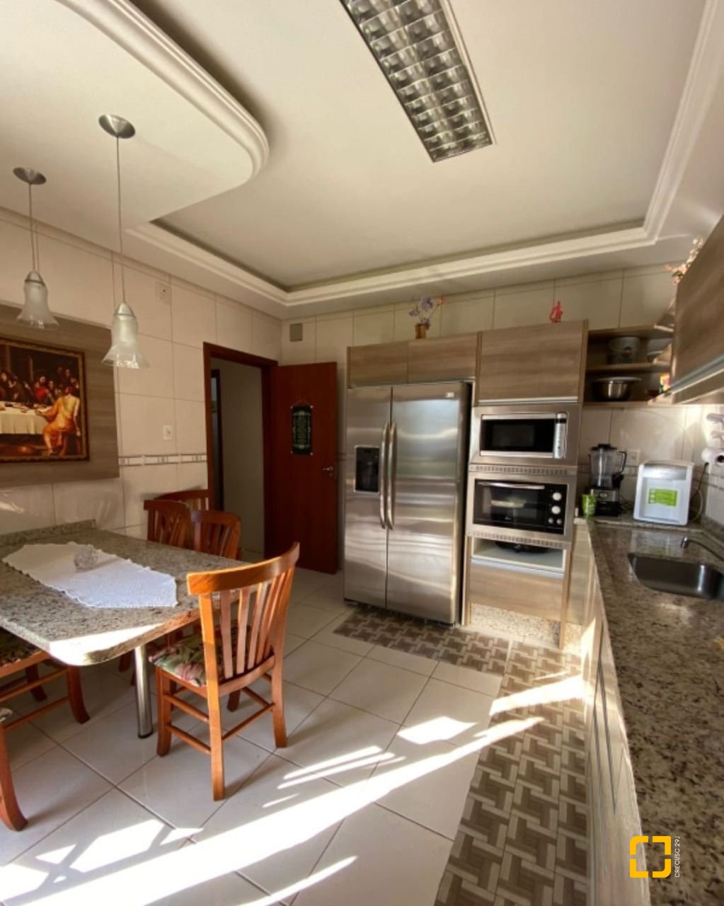 Casa com 156m², 6 quartos (sendo 1 suíte), 2 garagens, no bairro Vargem Grande em Florianópolis