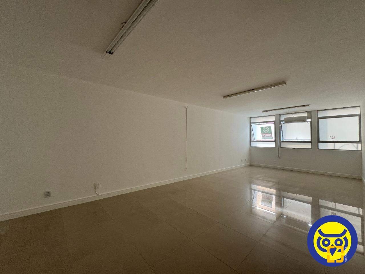 Sala com 47m², no bairro Centro em Florianópolis