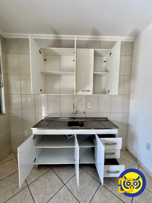 Casa com 239m², 6 quartos (sendo 2 suítes), 2 garagens, no bairro Jardim Atlântico em Florianópolis