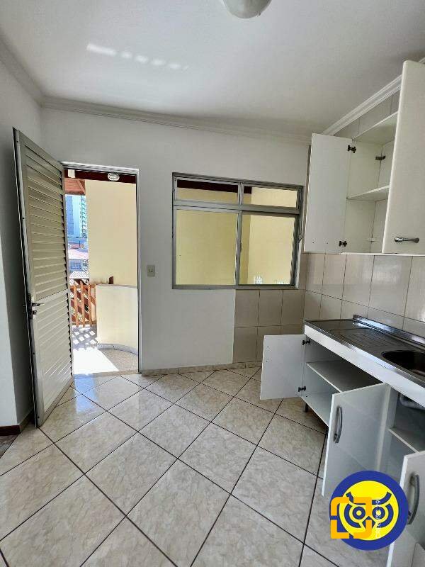 Casa com 239m², 6 quartos (sendo 2 suítes), 2 garagens, no bairro Jardim Atlântico em Florianópolis