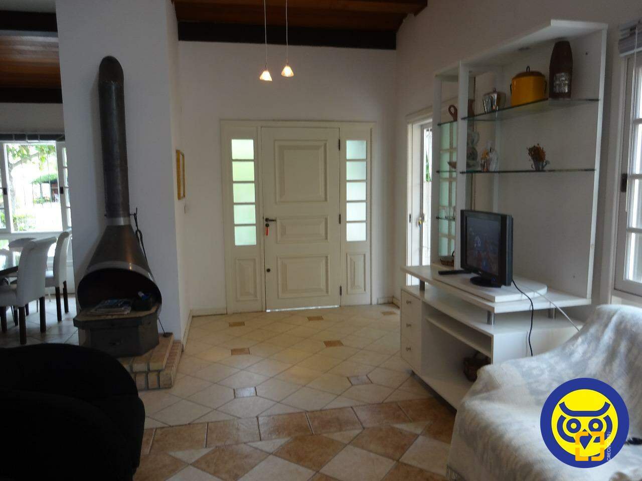 Casa com 151m², 6 quartos (sendo 3 suítes), 1 garagem, no bairro Jurerê Internacional em Florianópolis