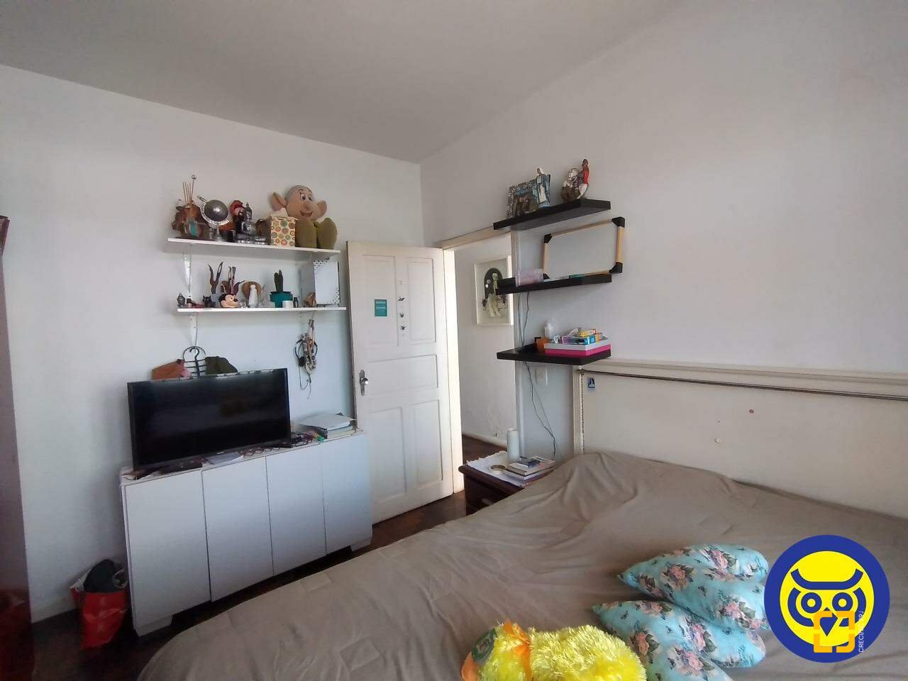 Casa com 330m², 5 quartos, 2 garagens, no bairro Balneário em Florianópolis