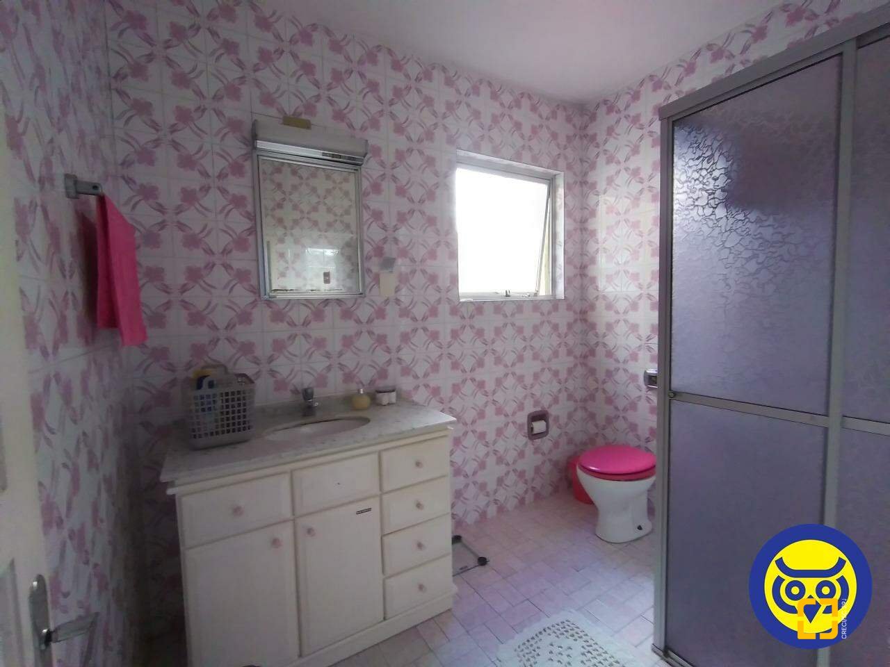 Casa com 330m², 5 quartos, 2 garagens, no bairro Balneário em Florianópolis