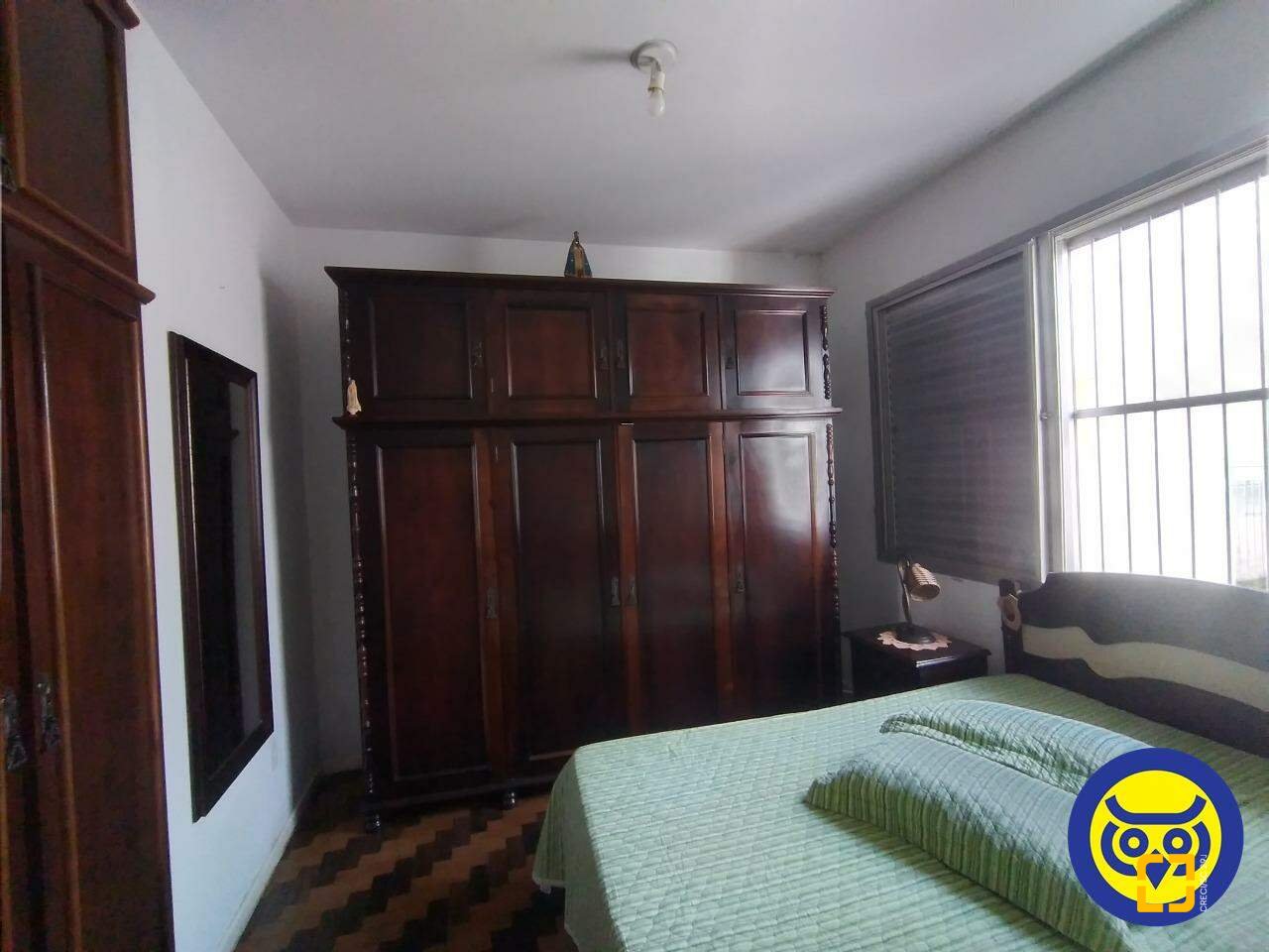 Casa com 330m², 5 quartos, 2 garagens, no bairro Balneário em Florianópolis