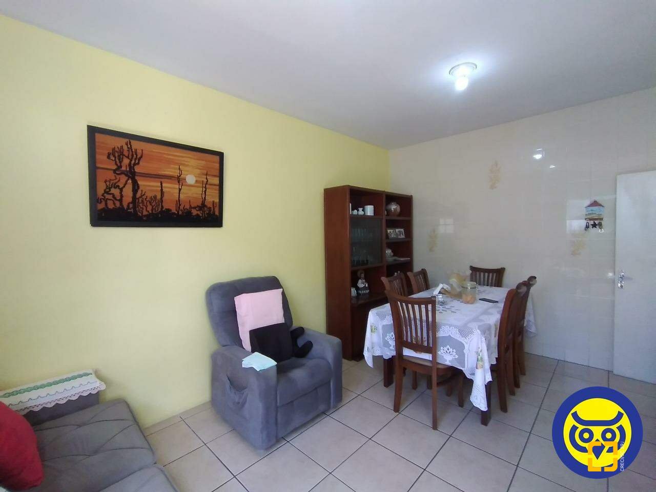 Casa com 330m², 5 quartos, 2 garagens, no bairro Balneário em Florianópolis