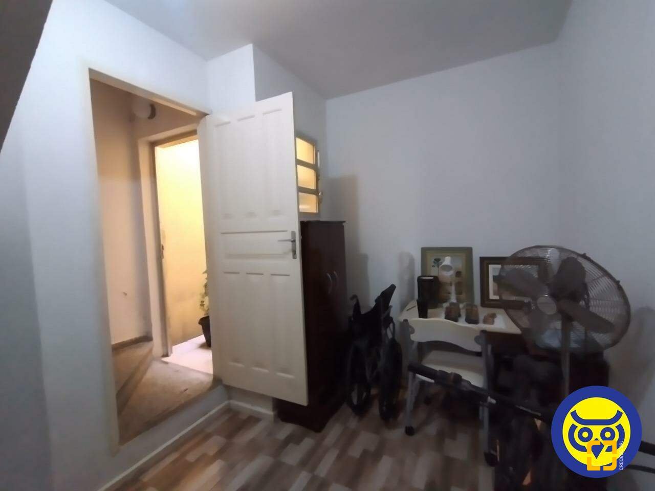 Casa com 330m², 5 quartos, 2 garagens, no bairro Balneário em Florianópolis