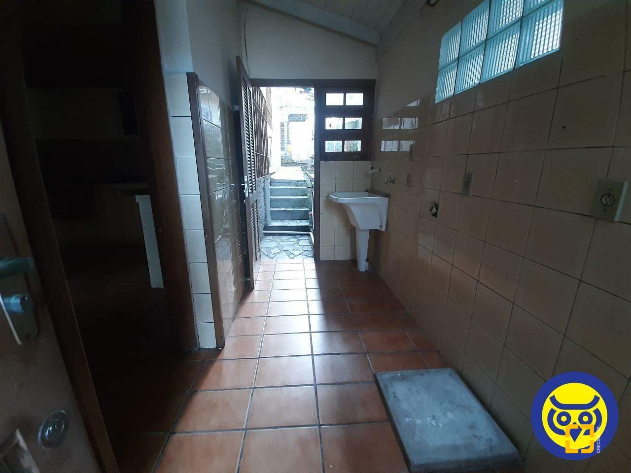 Casa com 185m², 4 quartos, 2 garagens, no bairro Agronômica em Florianópolis