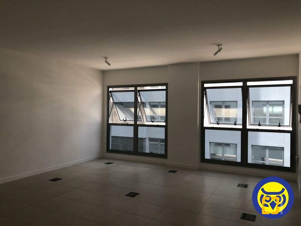 Sala com 35m², 1 garagem, no bairro Itacorubi em Florianópolis