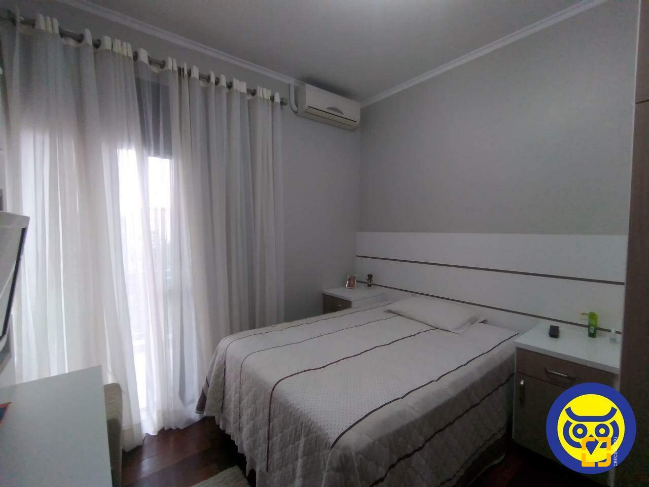 Casa com 332m², 5 quartos (sendo 1 suíte), 2 garagens, no bairro Jardim Atlântico em Florianópolis