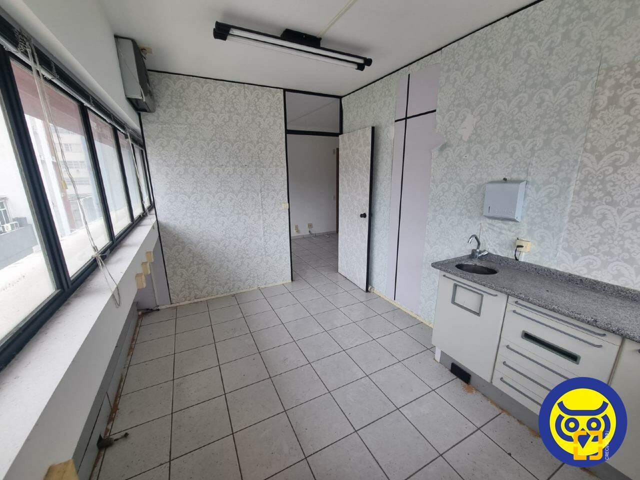 Sala com 42m², 1 garagem, no bairro Centro em Florianópolis
