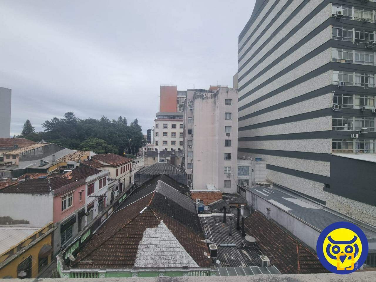 Sala com 42m², 1 garagem, no bairro Centro em Florianópolis