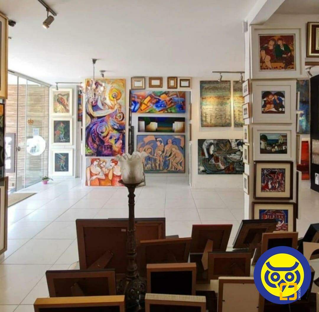 Loja com 153m², 2 garagens, no bairro Centro em Florianópolis