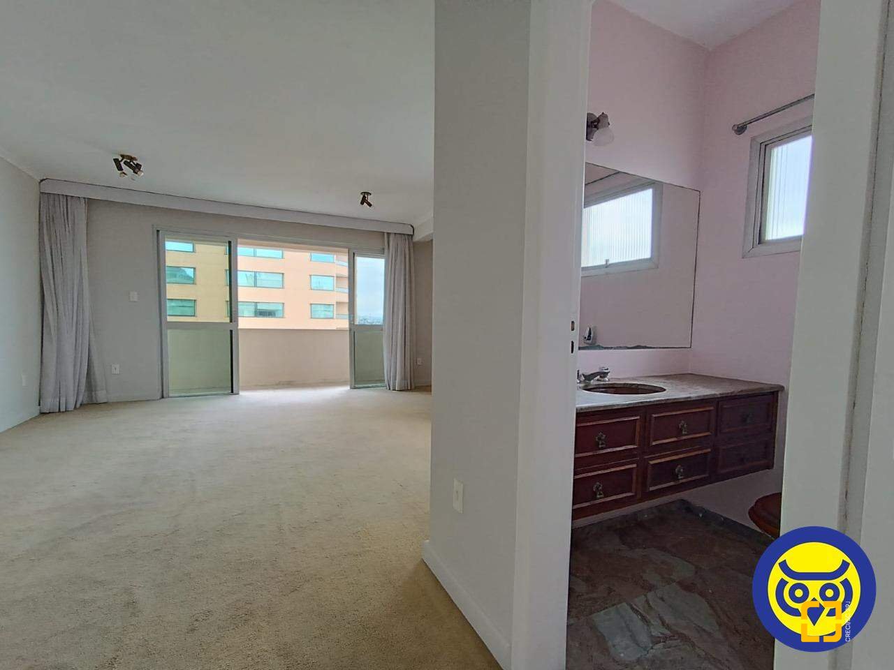 Cobertura com 320m², 4 quartos (sendo 4 suítes), 4 garagens, no bairro Centro em Florianópolis