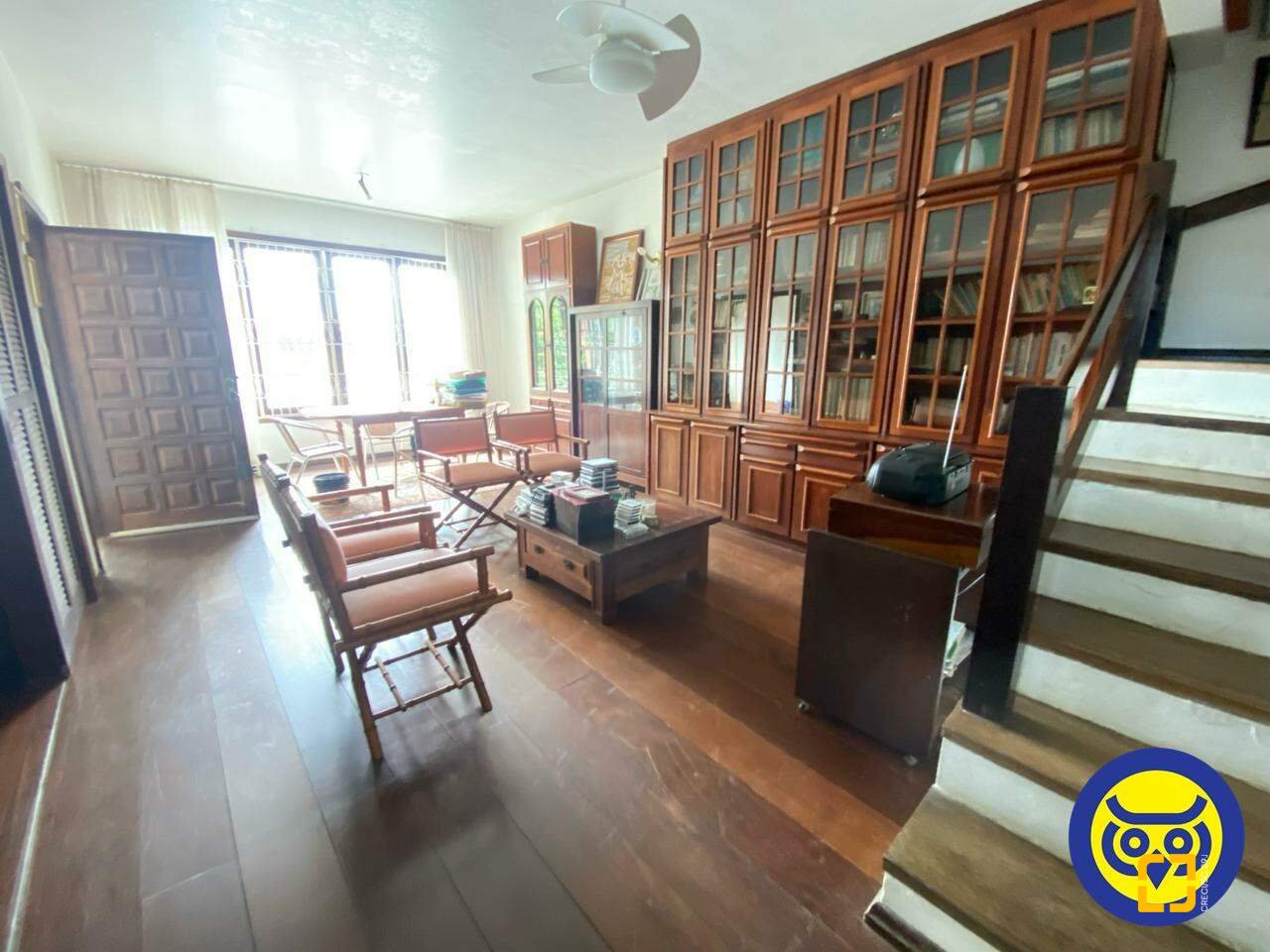 Casa com 178m², 4 quartos (sendo 1 suíte), 2 garagens, no bairro Agronômica em Florianópolis