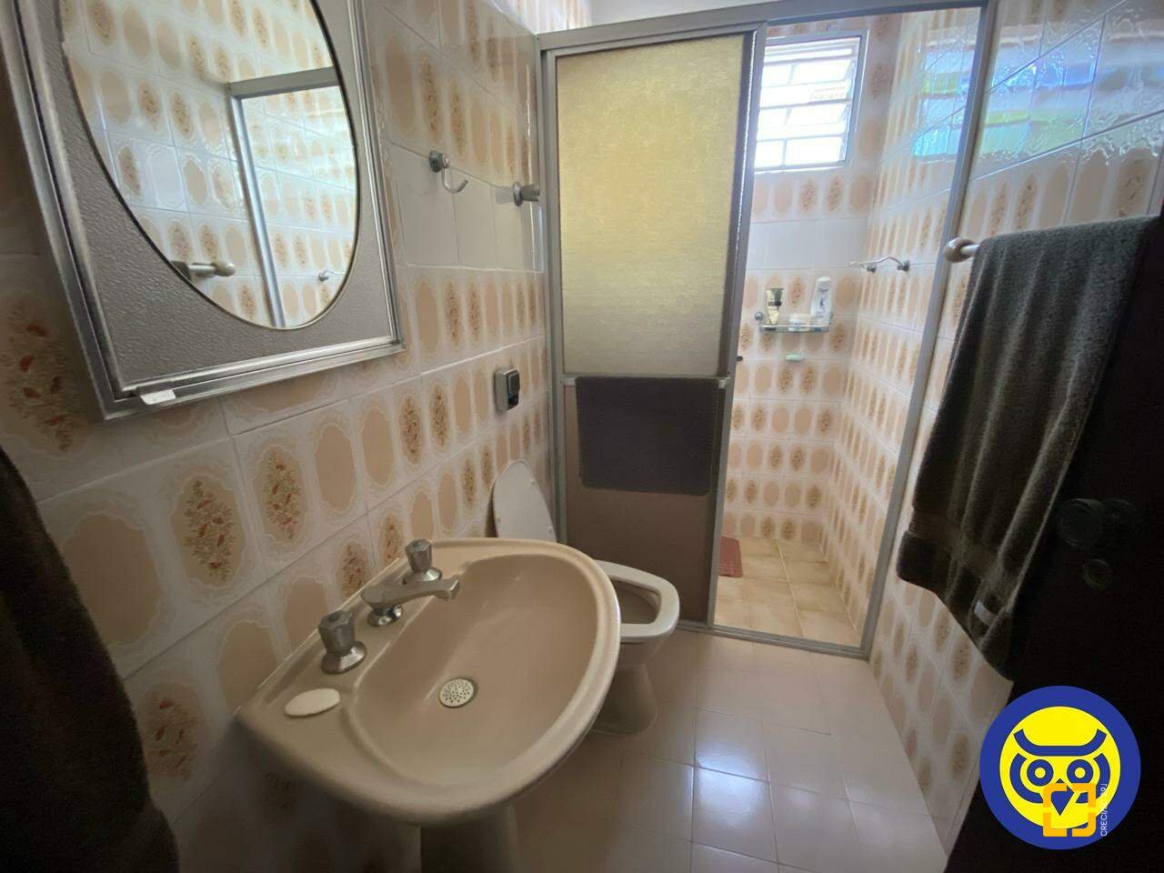 Casa com 178m², 4 quartos (sendo 1 suíte), 2 garagens, no bairro Agronômica em Florianópolis