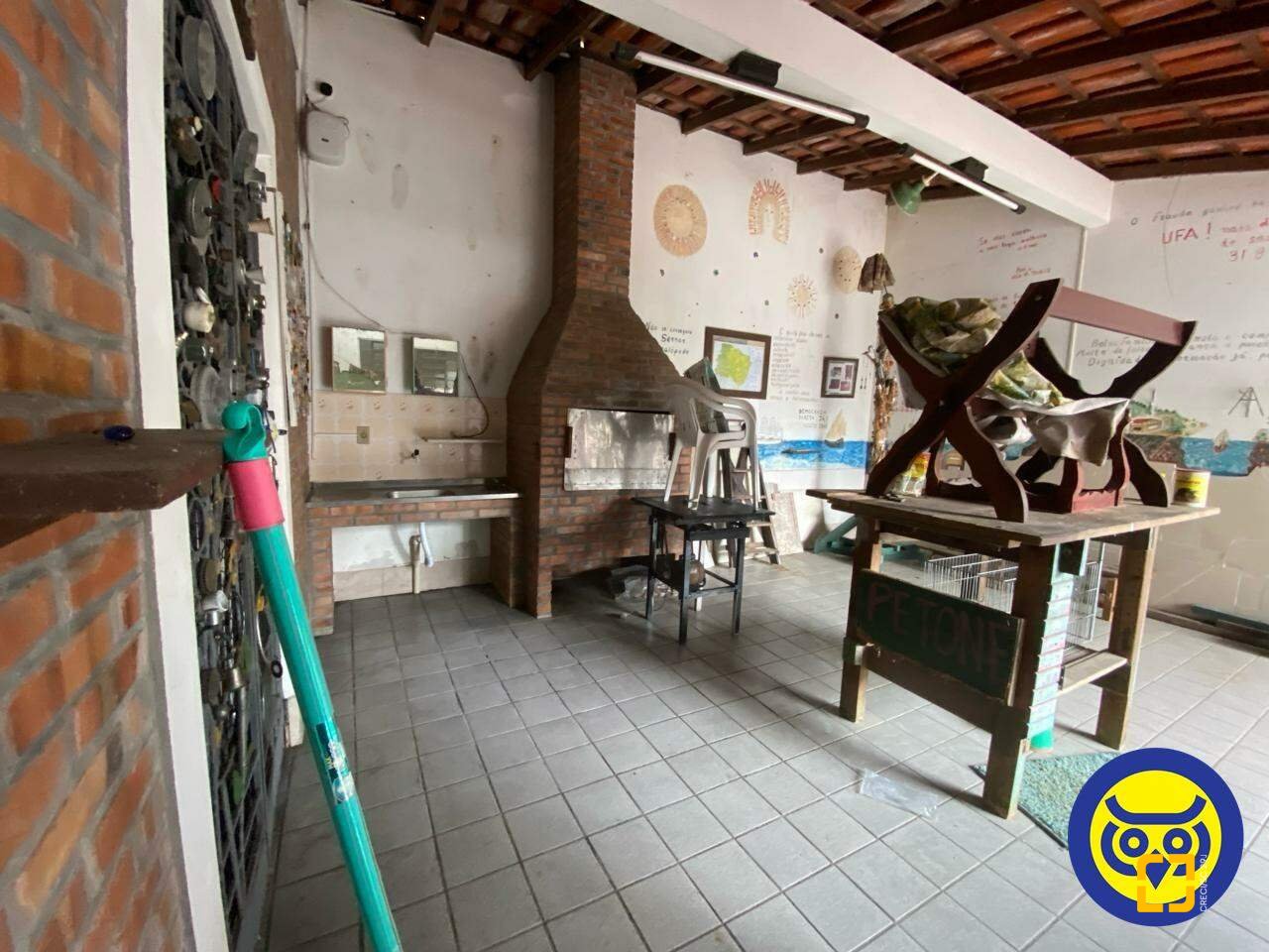 Casa com 178m², 4 quartos (sendo 1 suíte), 2 garagens, no bairro Agronômica em Florianópolis