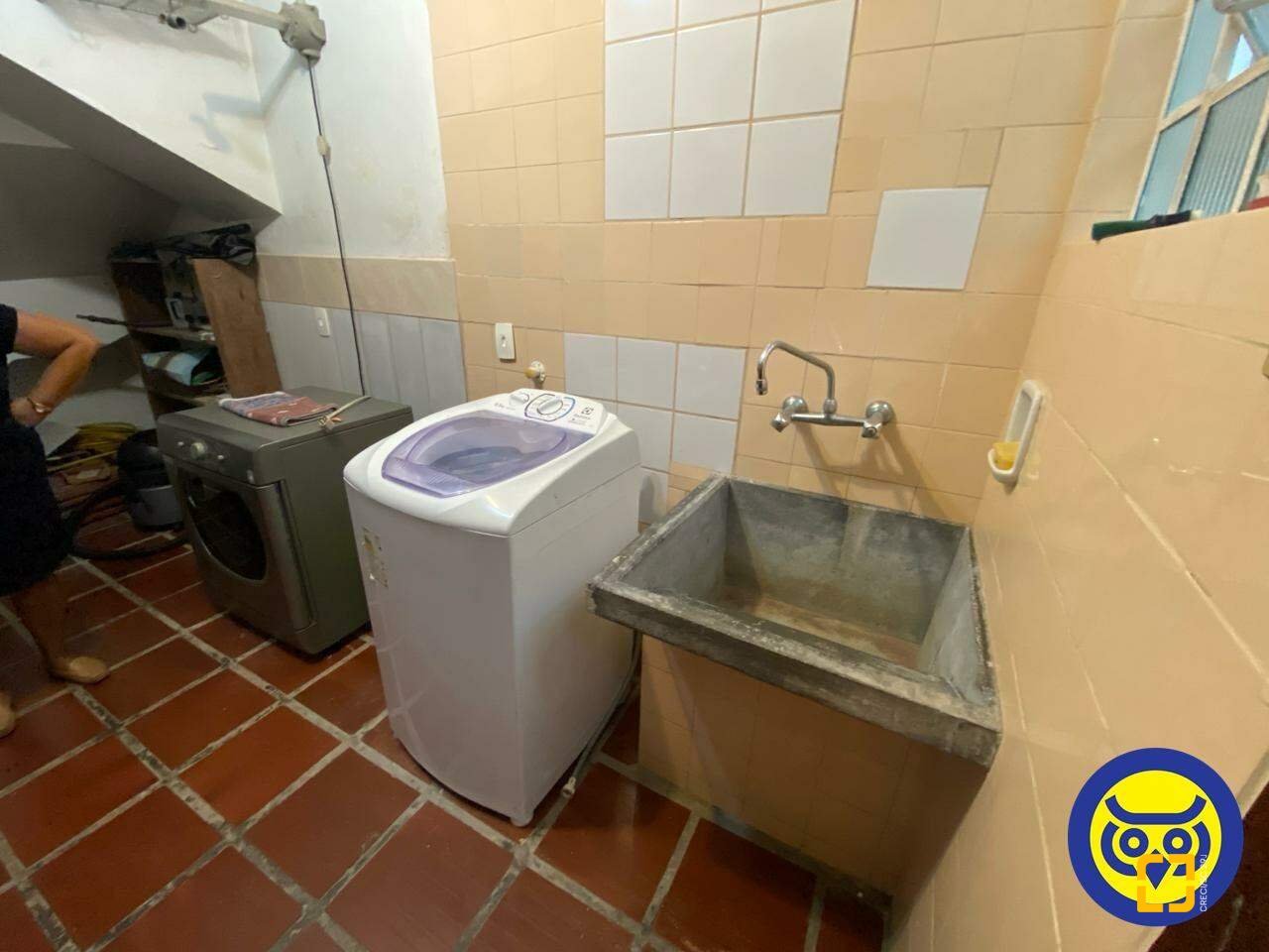 Casa com 178m², 4 quartos (sendo 1 suíte), 2 garagens, no bairro Agronômica em Florianópolis