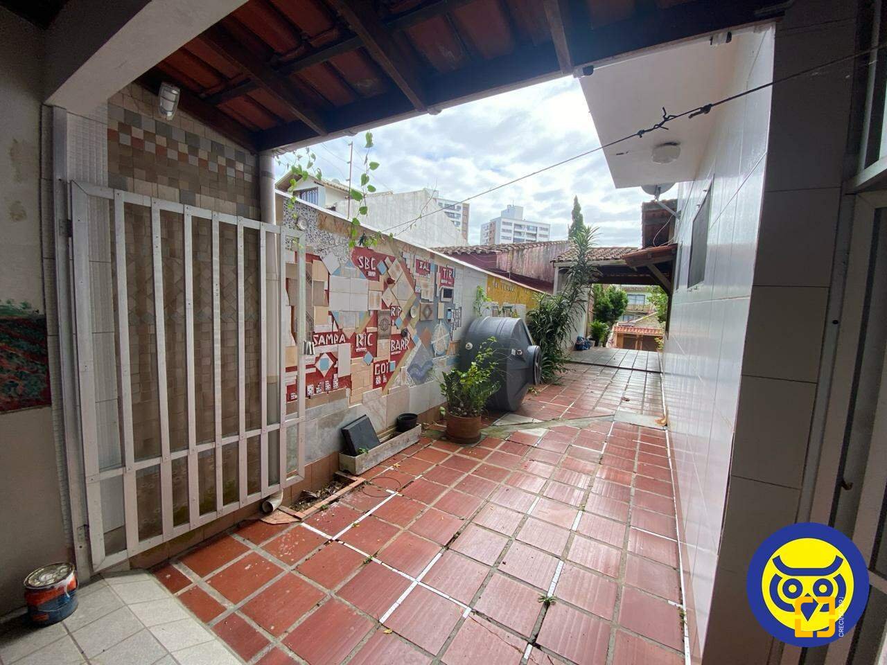 Casa com 178m², 4 quartos (sendo 1 suíte), 2 garagens, no bairro Agronômica em Florianópolis