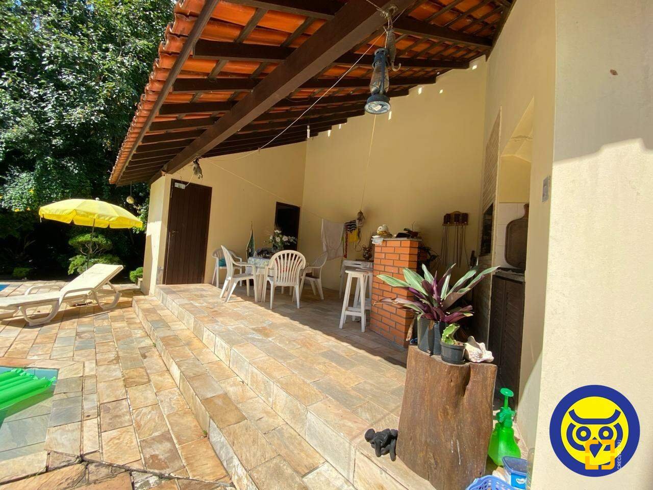 Casa com 163m², 4 quartos (sendo 1 suíte), 1 garagem, no bairro Agronômica em Florianópolis