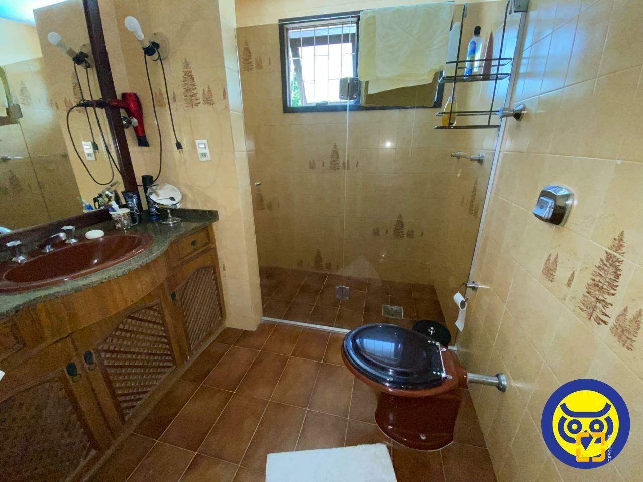 Casa com 163m², 4 quartos (sendo 1 suíte), 1 garagem, no bairro Agronômica em Florianópolis