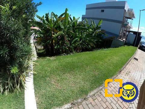 Terreno com 355m², no bairro Estreito em Florianópolis