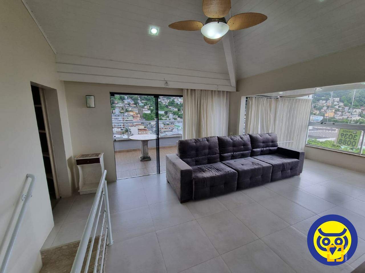 Cobertura com 162m², 3 quartos (sendo 1 suíte), 1 garagem, no bairro Centro em Florianópolis