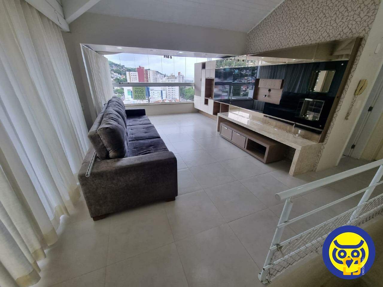 Cobertura com 162m², 3 quartos (sendo 1 suíte), 1 garagem, no bairro Centro em Florianópolis