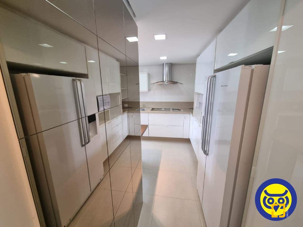Cobertura com 162m², 3 quartos (sendo 1 suíte), 1 garagem, no bairro Centro em Florianópolis