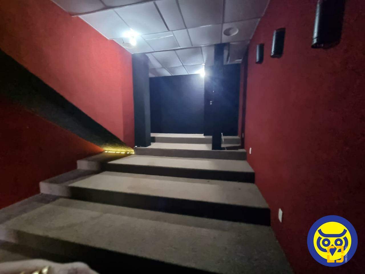 Casa com 100m², 4 quartos (sendo 1 suíte), 3 garagens, no bairro Centro em Florianópolis