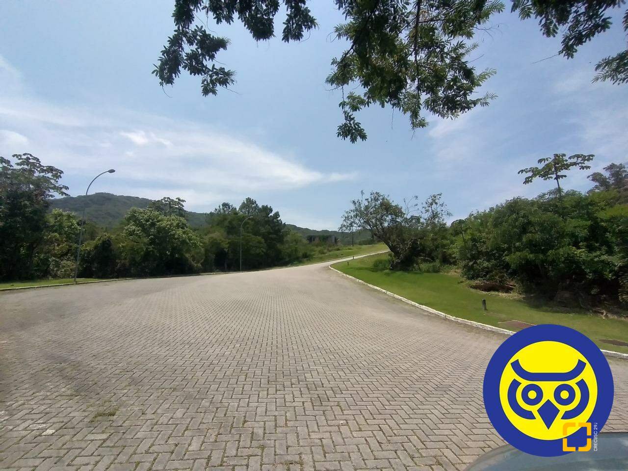 Terreno com 495m², no bairro Itacorubi em Florianópolis