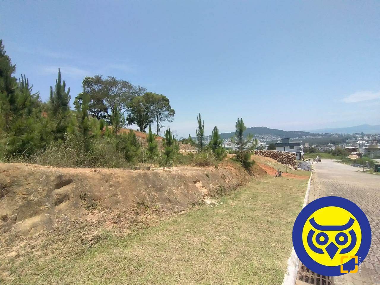 Terreno com 495m², no bairro Itacorubi em Florianópolis