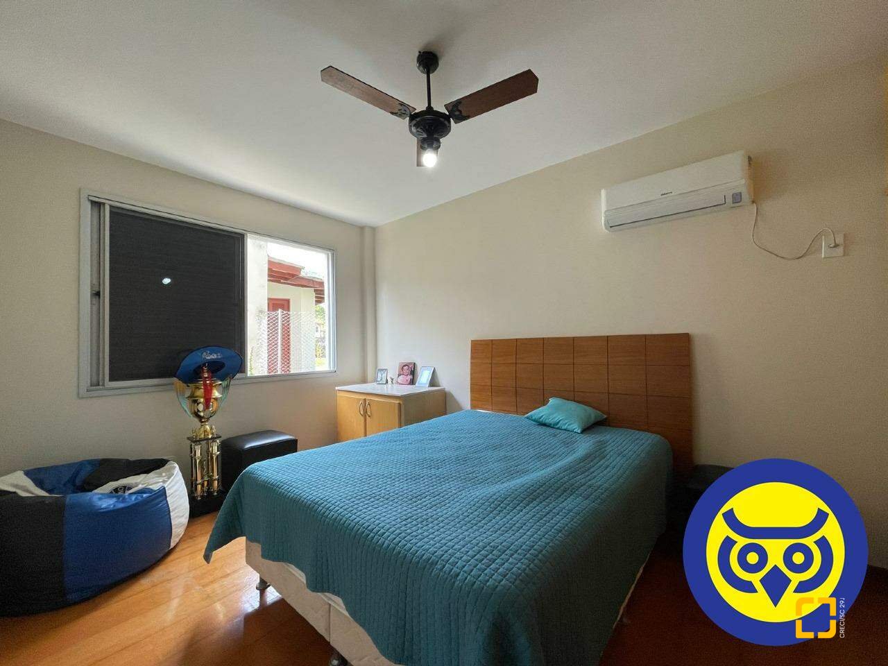 Apartamento com 209m², 4 quartos (sendo 1 suíte), 2 garagens, no bairro Itacorubi em Florianópolis