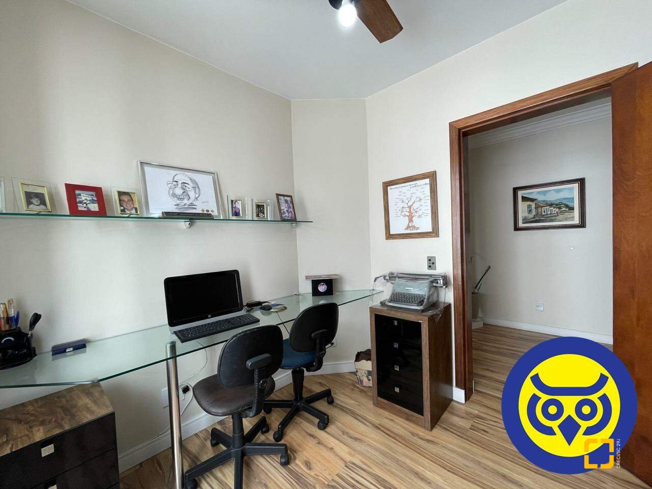 Apartamento com 209m², 4 quartos (sendo 1 suíte), 2 garagens, no bairro Itacorubi em Florianópolis