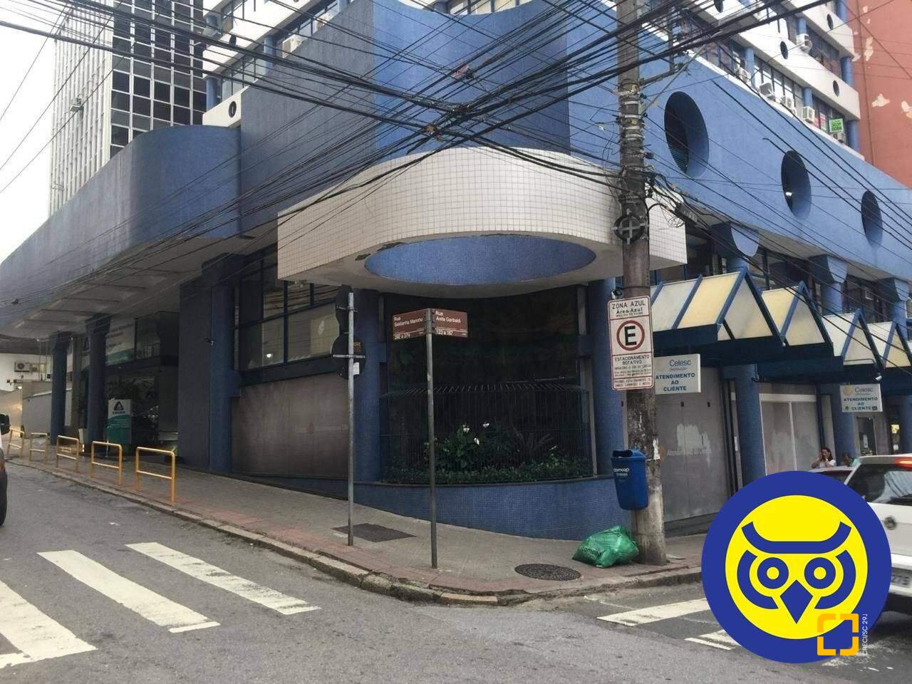 Sala com 42m², 1 garagem, no bairro Centro em Florianópolis