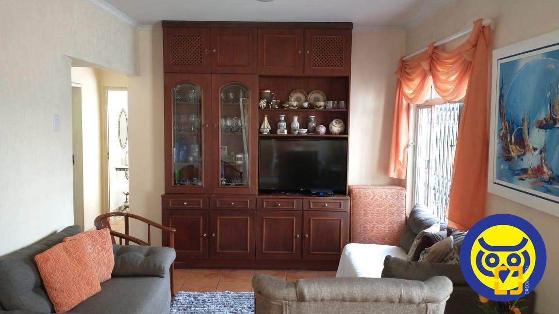 Casa com 280m², 5 quartos (sendo 2 suítes), 1 garagem, no bairro Itaguaçu em Florianópolis