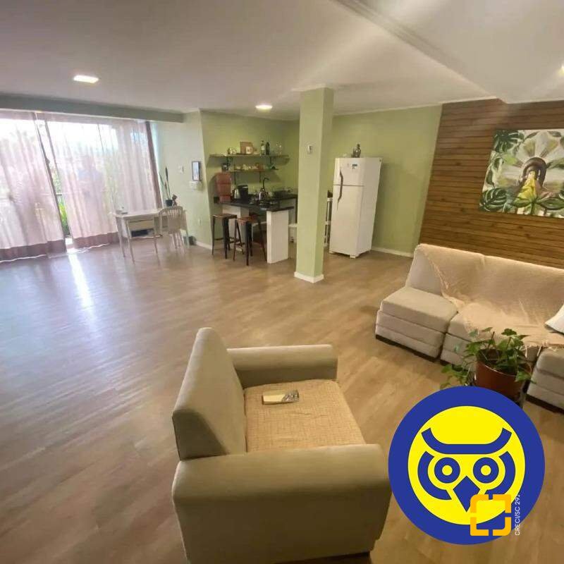 Casa com 280m², 5 quartos (sendo 2 suítes), 1 garagem, no bairro Itaguaçu em Florianópolis