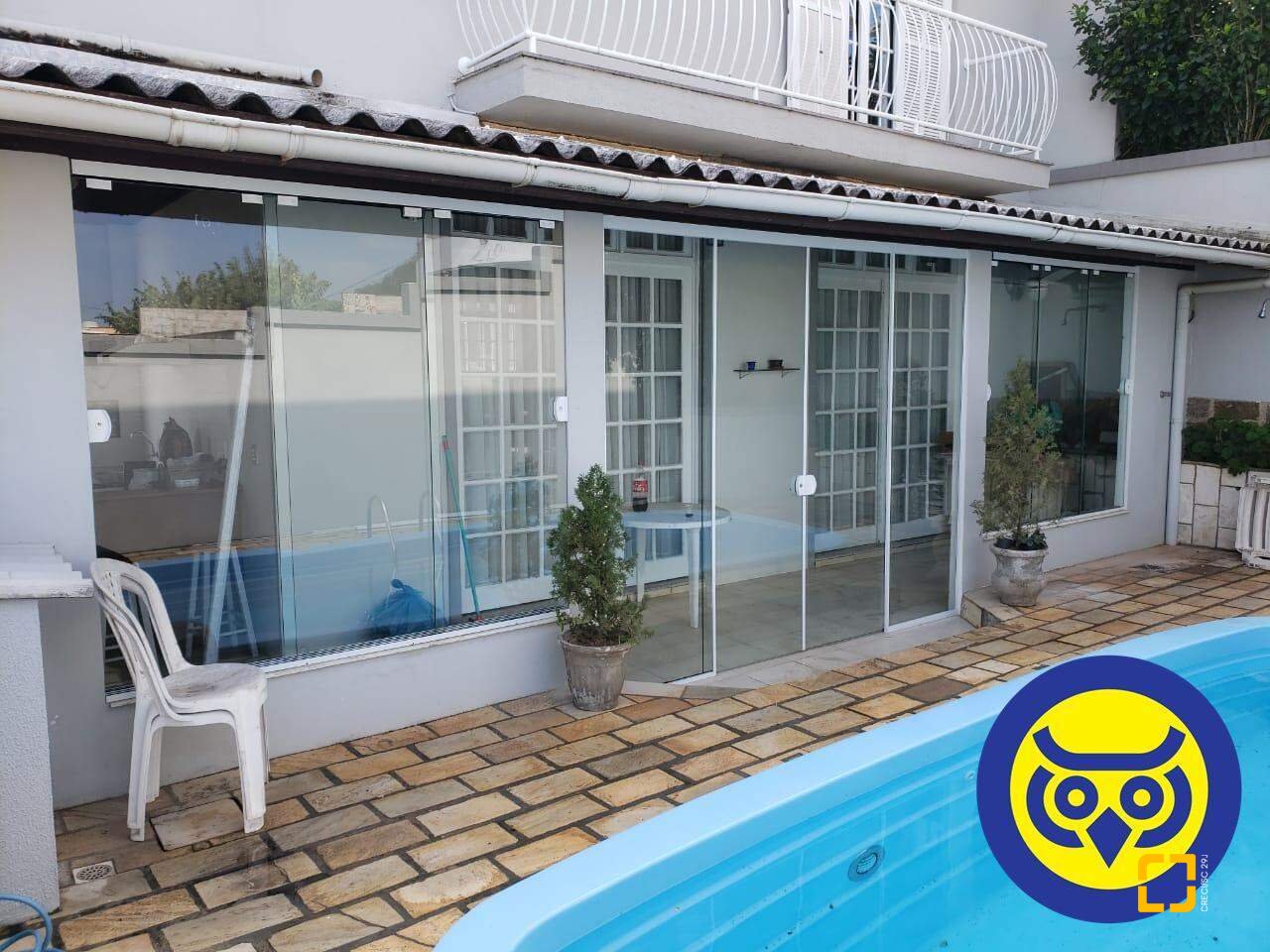 Casa com 254m², 5 quartos (sendo 1 suíte), 2 garagens, no bairro Agronômica em Florianópolis
