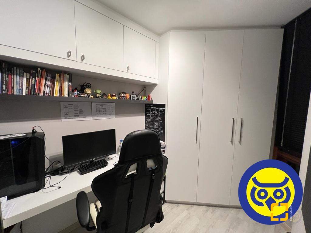 Casa com 205m², 5 quartos (sendo 2 suítes), 2 garagens, no bairro Pantanal em Florianópolis