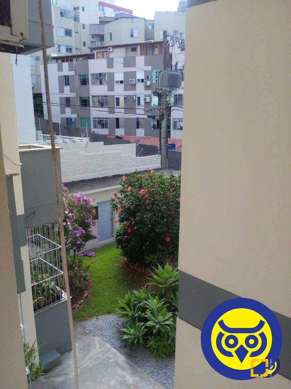 Apartamento com 81m², 3 quartos, 1 garagem, no bairro Coqueiros em Florianópolis