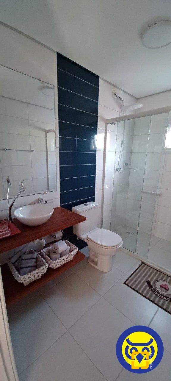 Casa com 360m², 5 quartos (sendo 2 suítes), 2 garagens, no bairro Vargem Grande em Florianópolis
