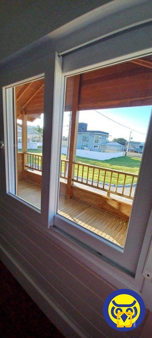 Casa com 360m², 5 quartos (sendo 2 suítes), 2 garagens, no bairro Vargem Grande em Florianópolis