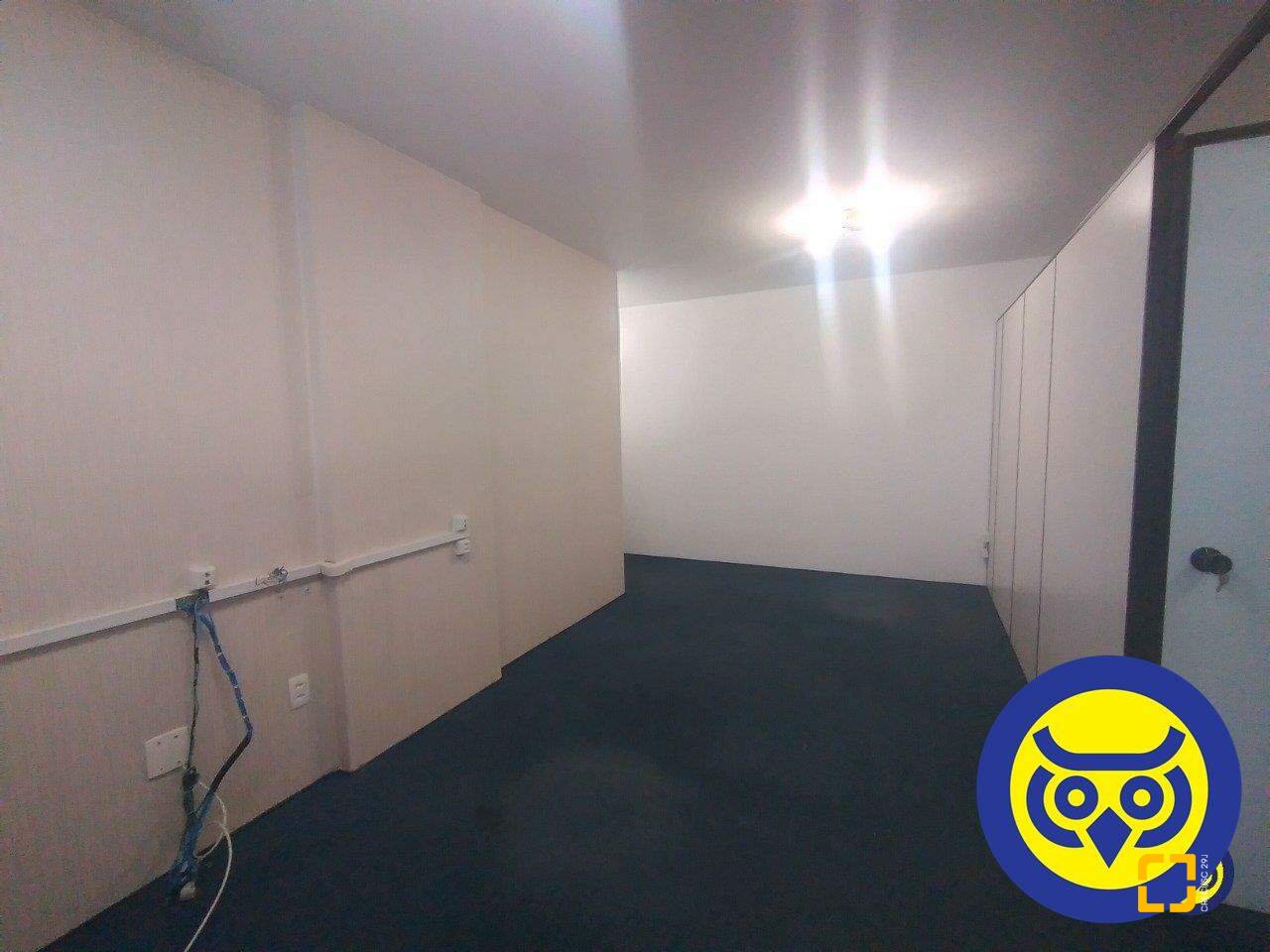 Sala com 49m², 1 garagem, no bairro Centro em Florianópolis