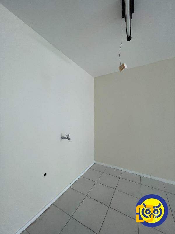 Sala com 83m², 1 garagem, no bairro Centro em Florianópolis