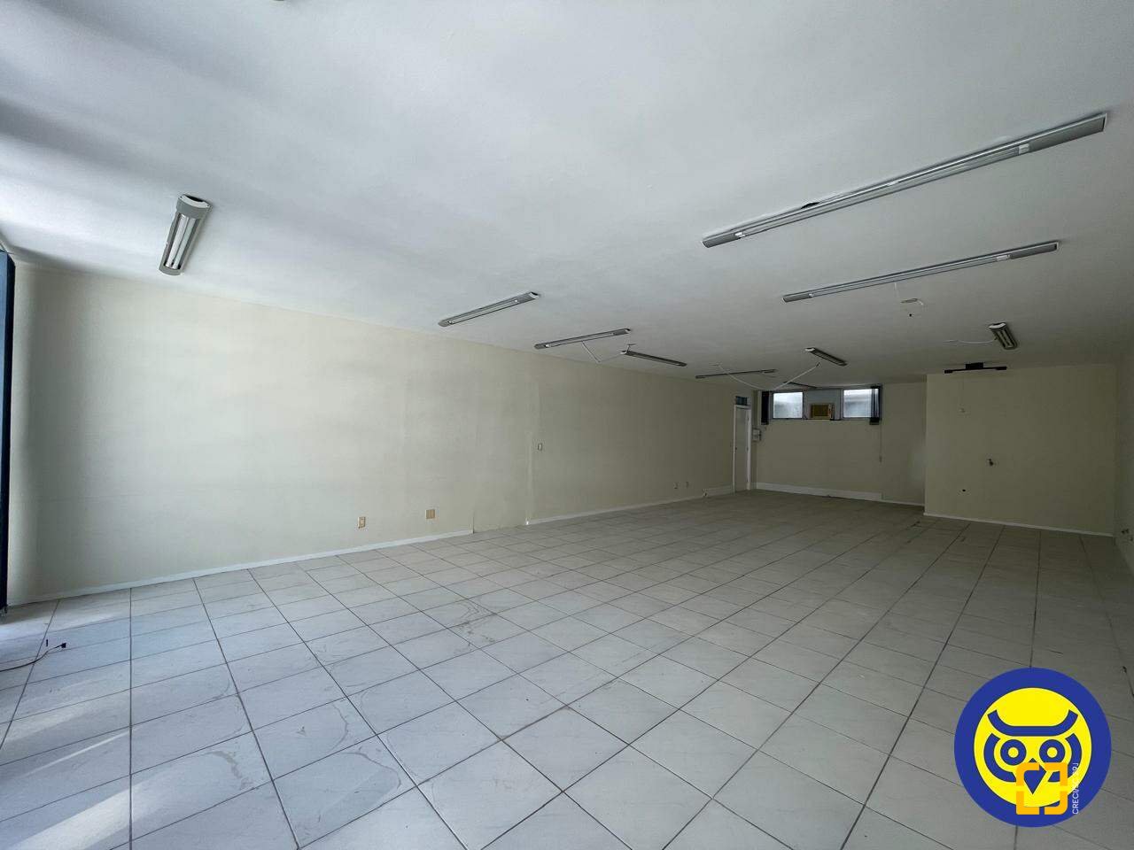 Sala com 83m², 1 garagem, no bairro Centro em Florianópolis